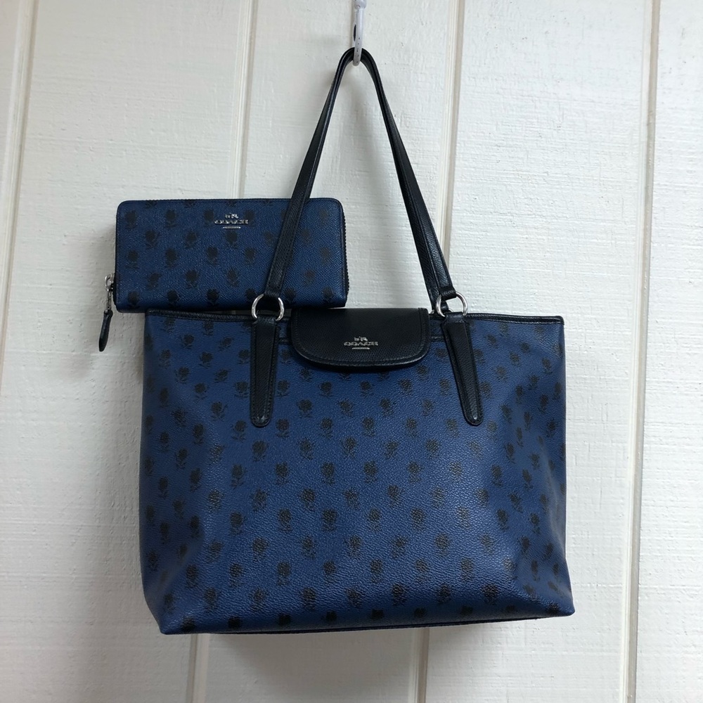 Coach Purse and Wallet Black Blue with Flowers
